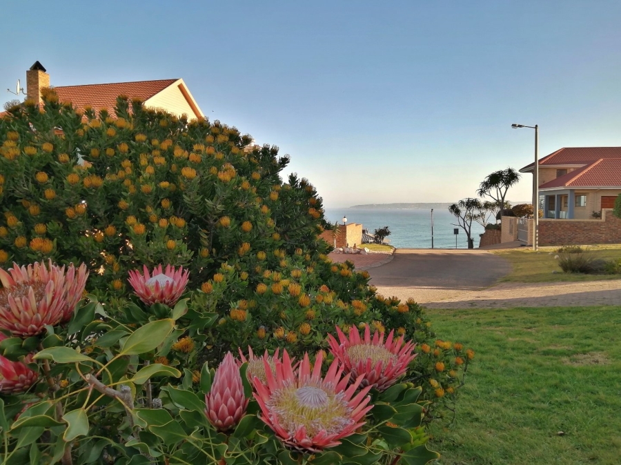  Bedroom Property for Sale in Reebok Western Cape